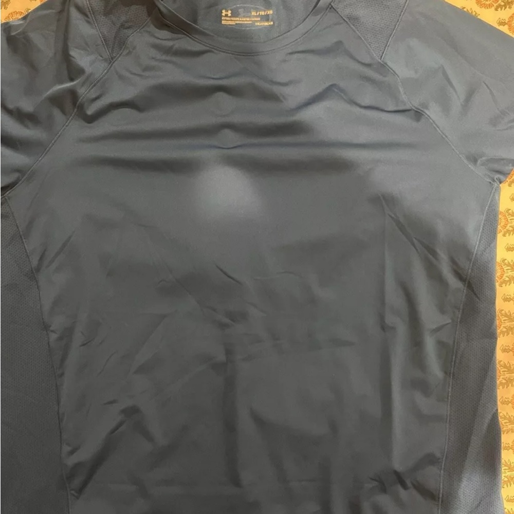 Men’s Under Armour Blue Shirt Fitted Heat Gear Size XL